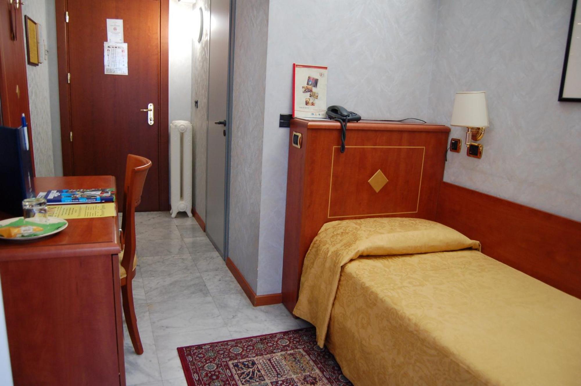 Hotel Chelsea Turin Exteriör bild