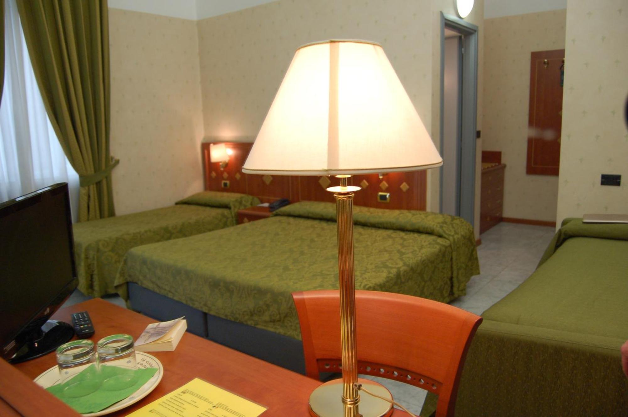 Hotel Chelsea Turin Exteriör bild